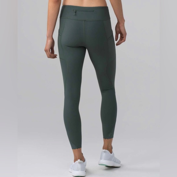 RARE EUC 💚 Lululemon Tight Stuff Tight II Dark Forest - Picture 3 of 11
